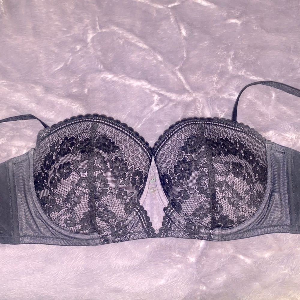 Adore Me Bra 36DDD purple and black lace. Never worn